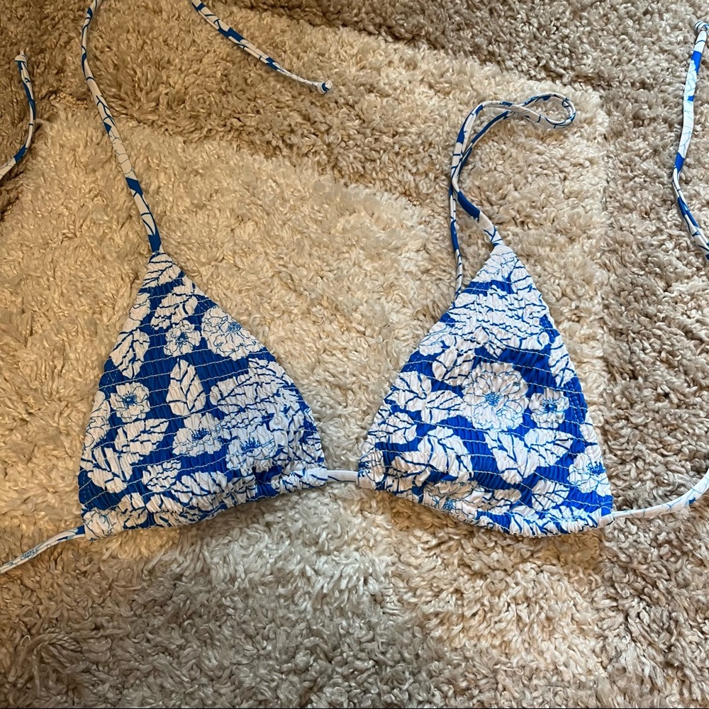 Floral bikini top